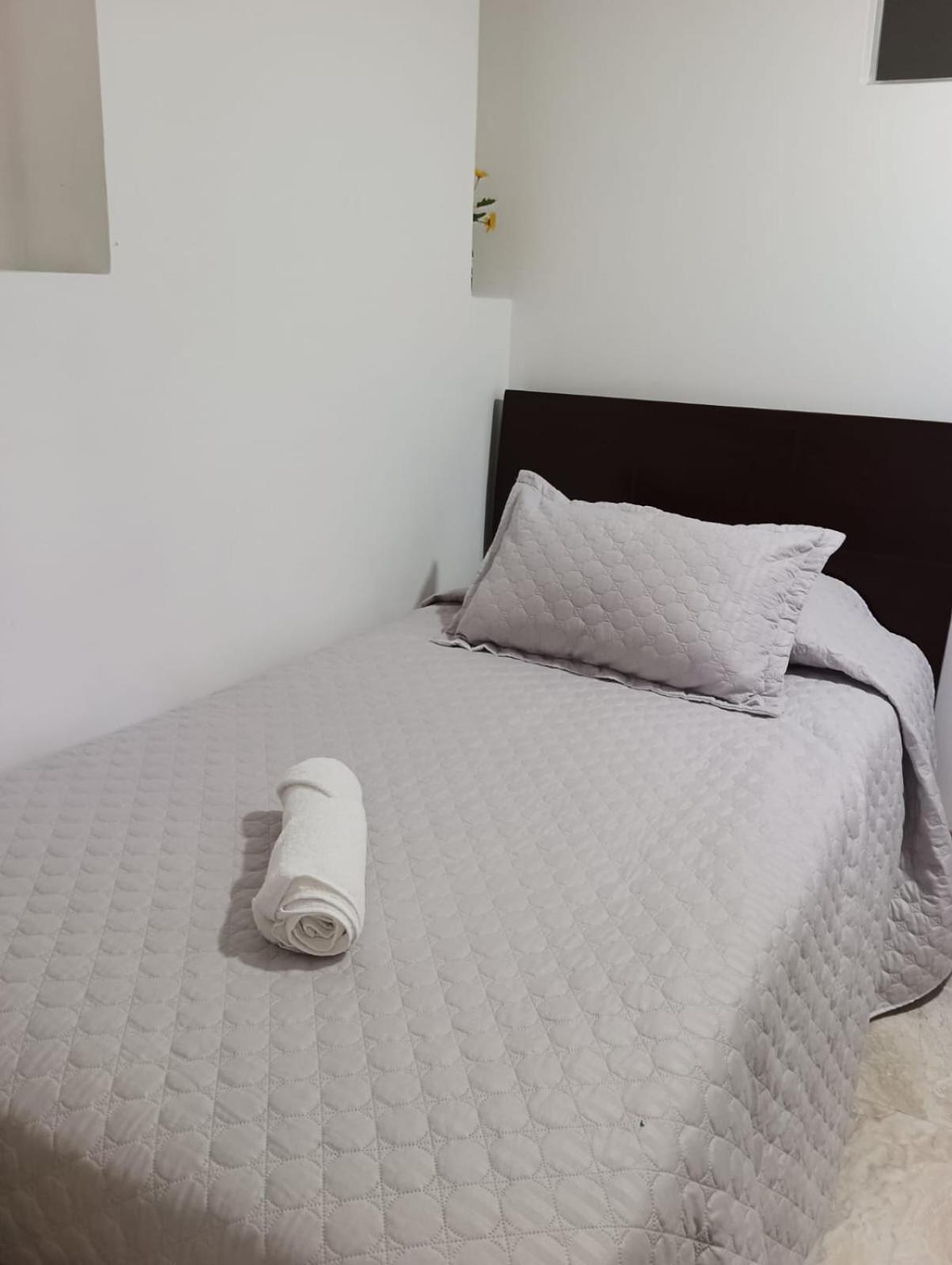 Privada Y Confortable Cerca A Centro Mayor Y Al Centro Historico Séjour chez l'habitant *