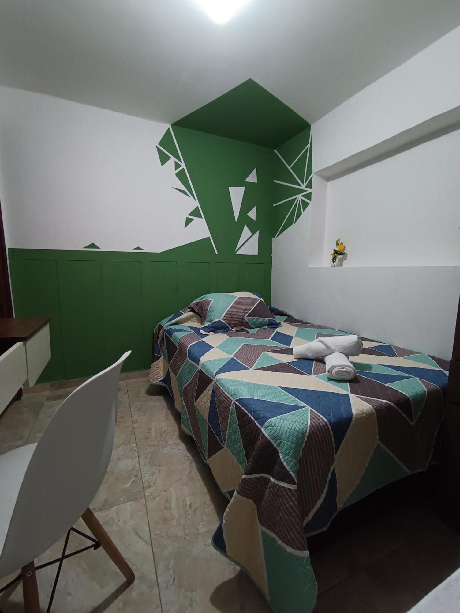 Privada Y Confortable Cerca A Centro Mayor Y Al Centro Historico Séjour chez l'habitant